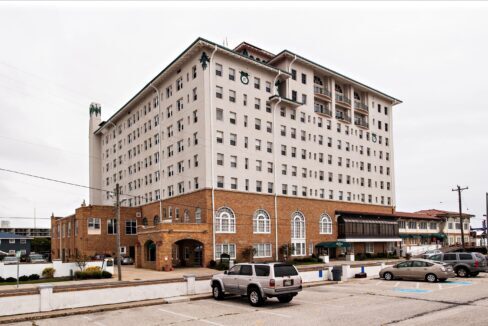 719 E. 11th Street, #507