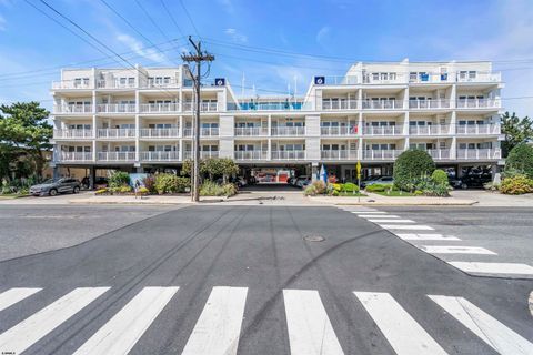 Photo of 812 Ocean Ave #420, Ocean City, NJ 08226 (MLS # 602276)